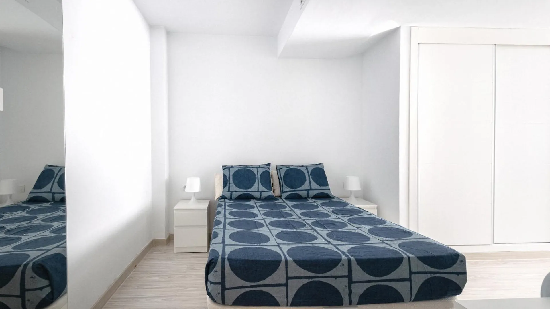 Apartamento Princesa Atico Studio Málaga